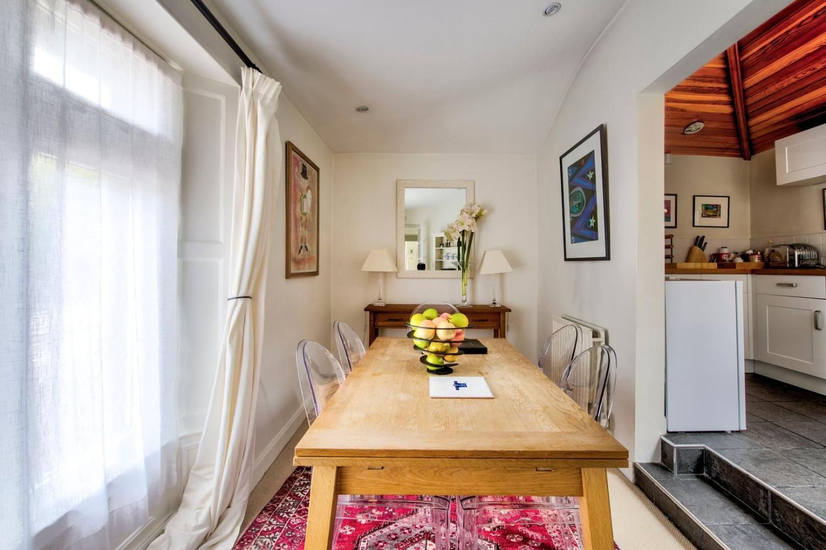 Guestready - Classic Charm Near Holyrood Park