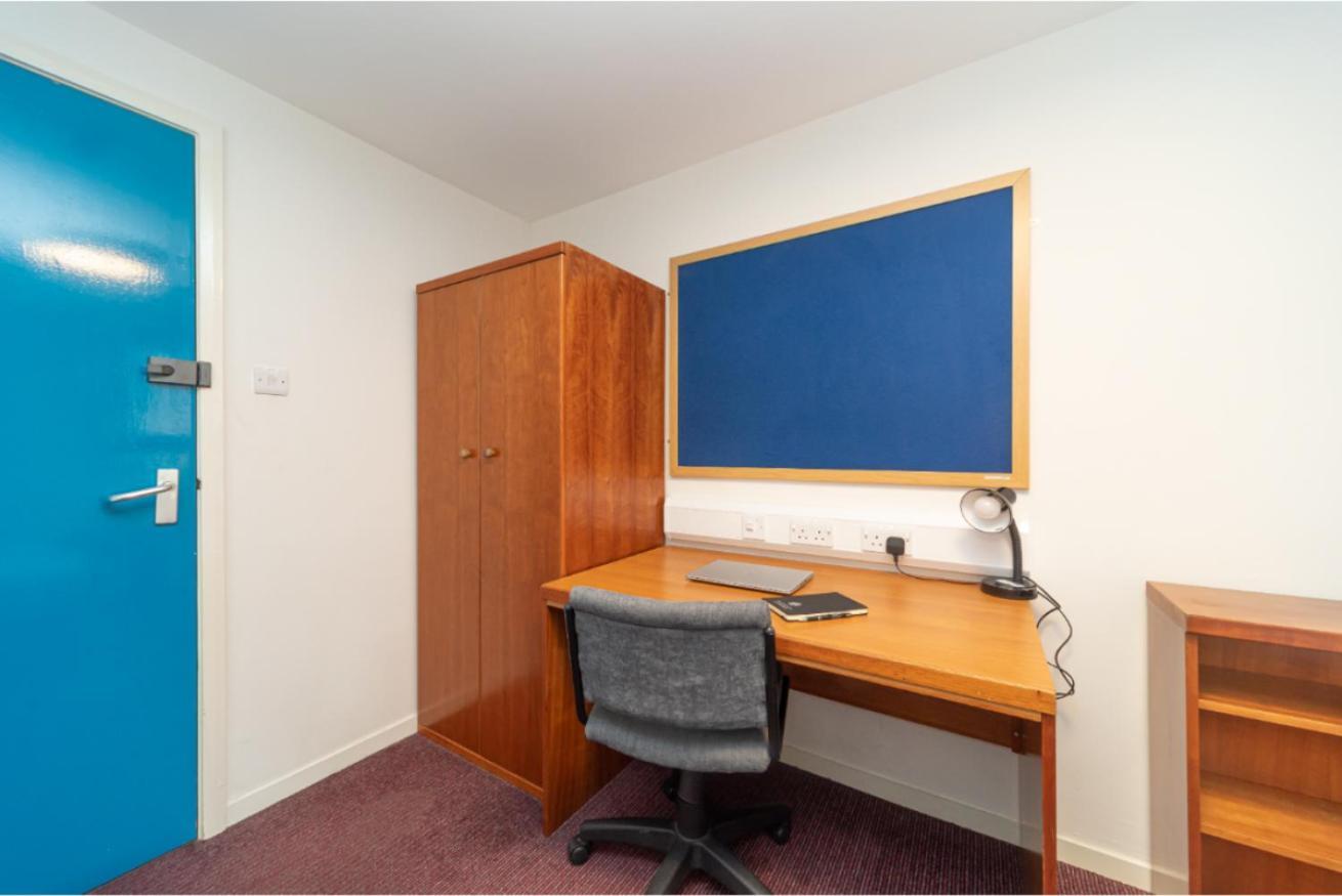 Joivy Affordable 3,4,5 And 12 Bed Private Flats Next To Royal Mile (adults Only) * Édimbourg