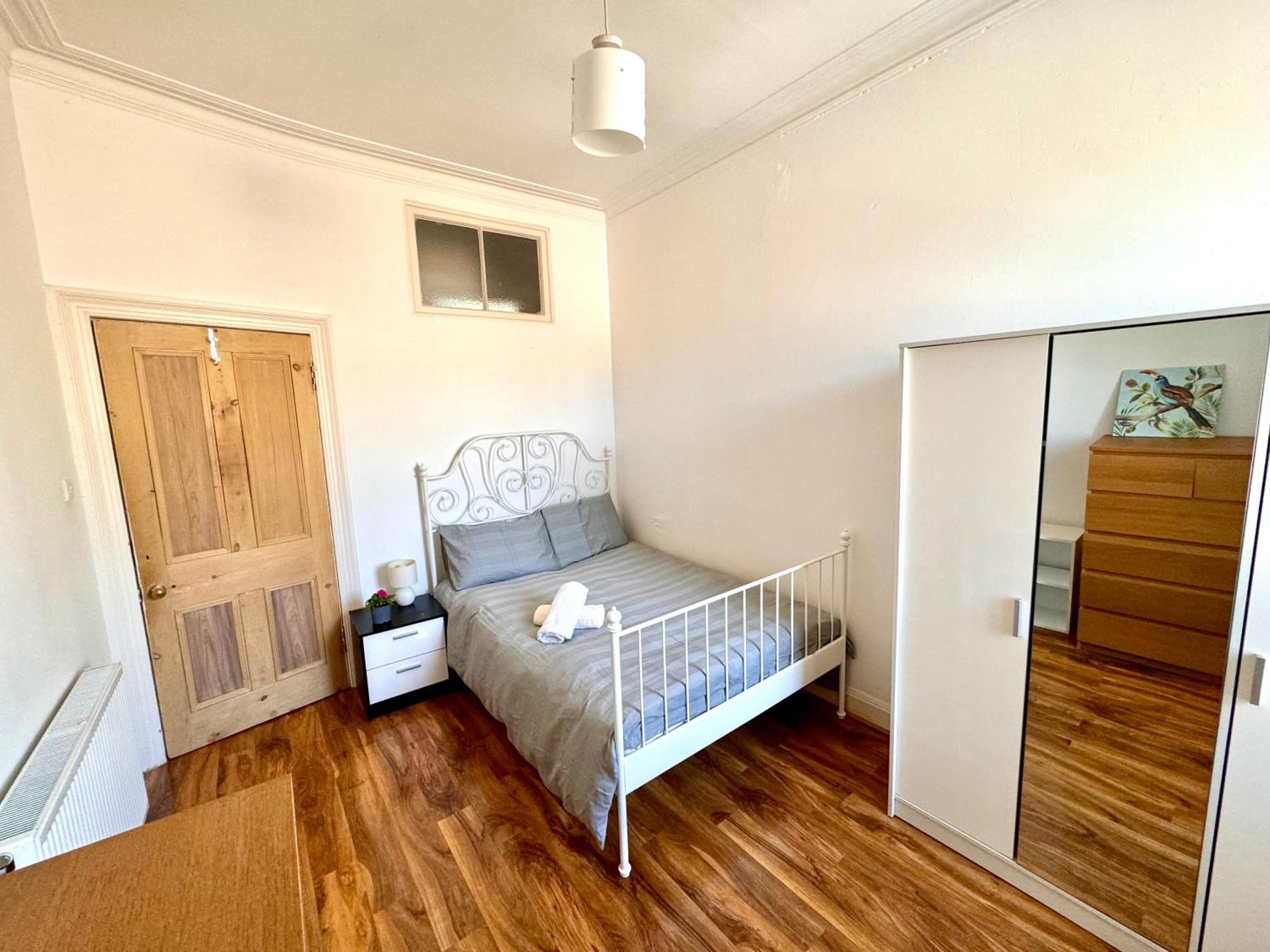 Apartment Slatefords Victorian - Fast Wifi & Central - 10 Mins To Princes Street Edinburgh