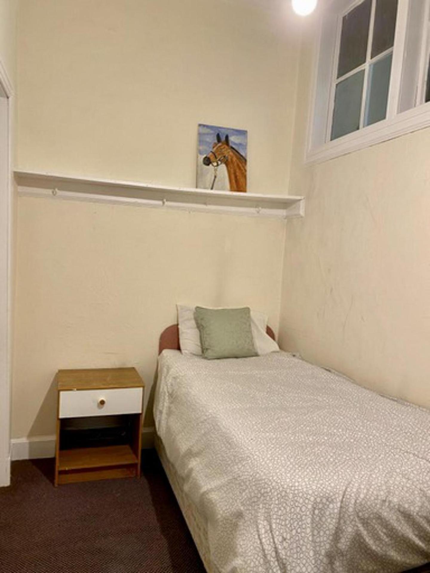 Large 5 Bedroom Flat In Marchmont * Edinburgh