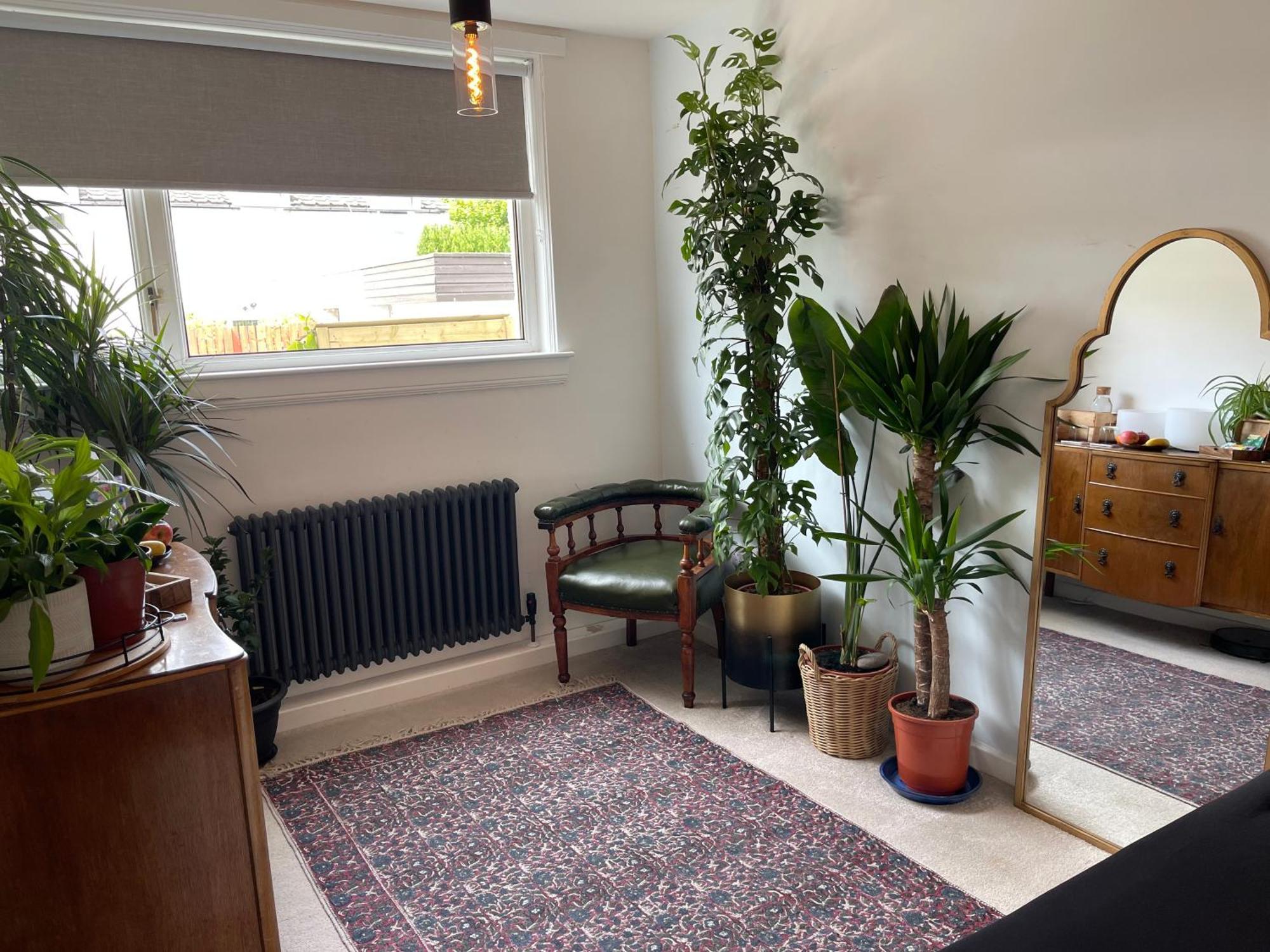 Private With Separate Shower And Free Parking Edinburgh