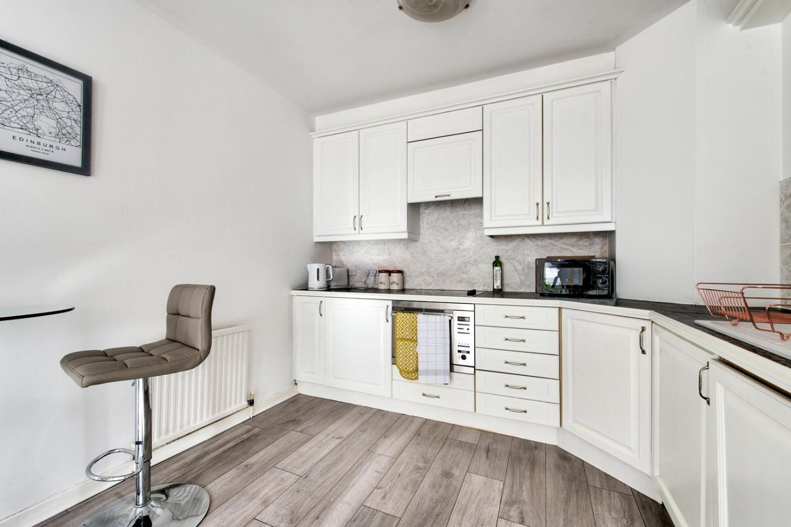 Apartment Guestready - Bright & Airy 1br Flat In Center *