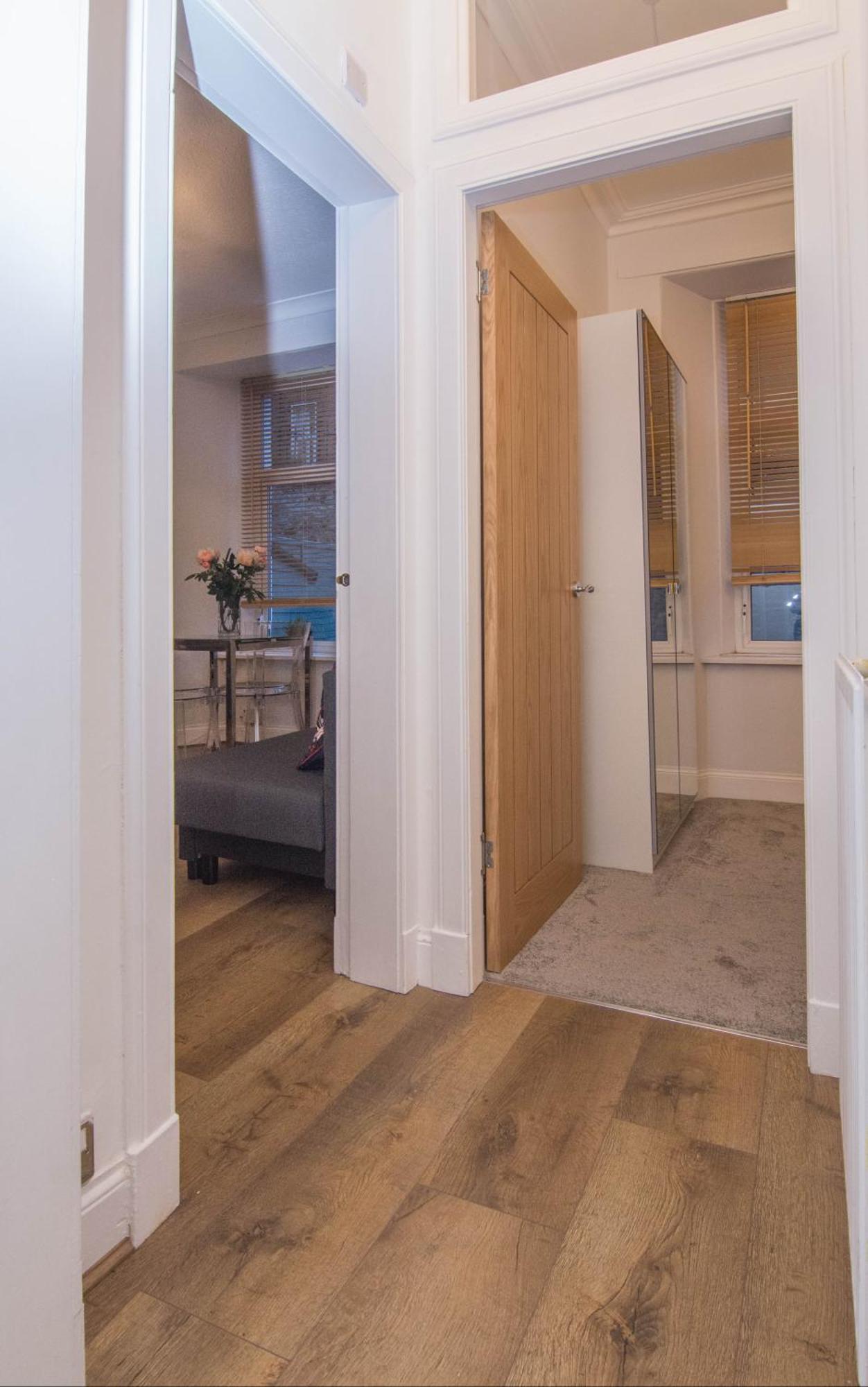Salmond Place - 427 Apartment *