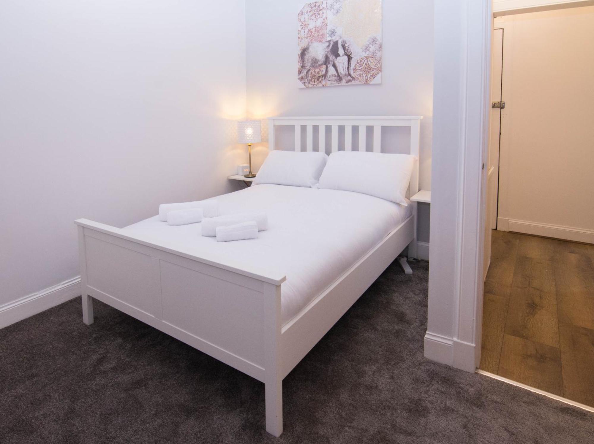 Salmond Place - 427 Apartment *