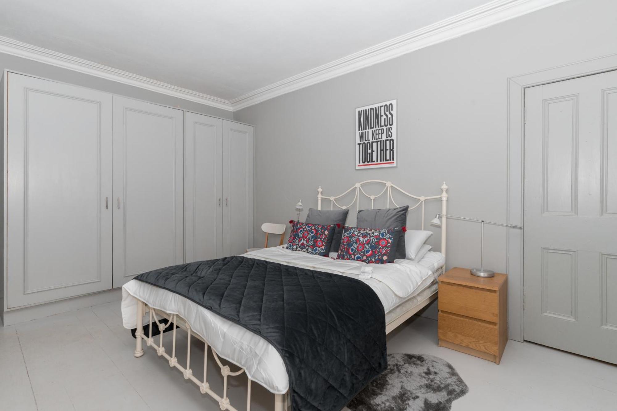 Apartment Beautiful & Bright 2bd Flat - Haymarket Edinburgh