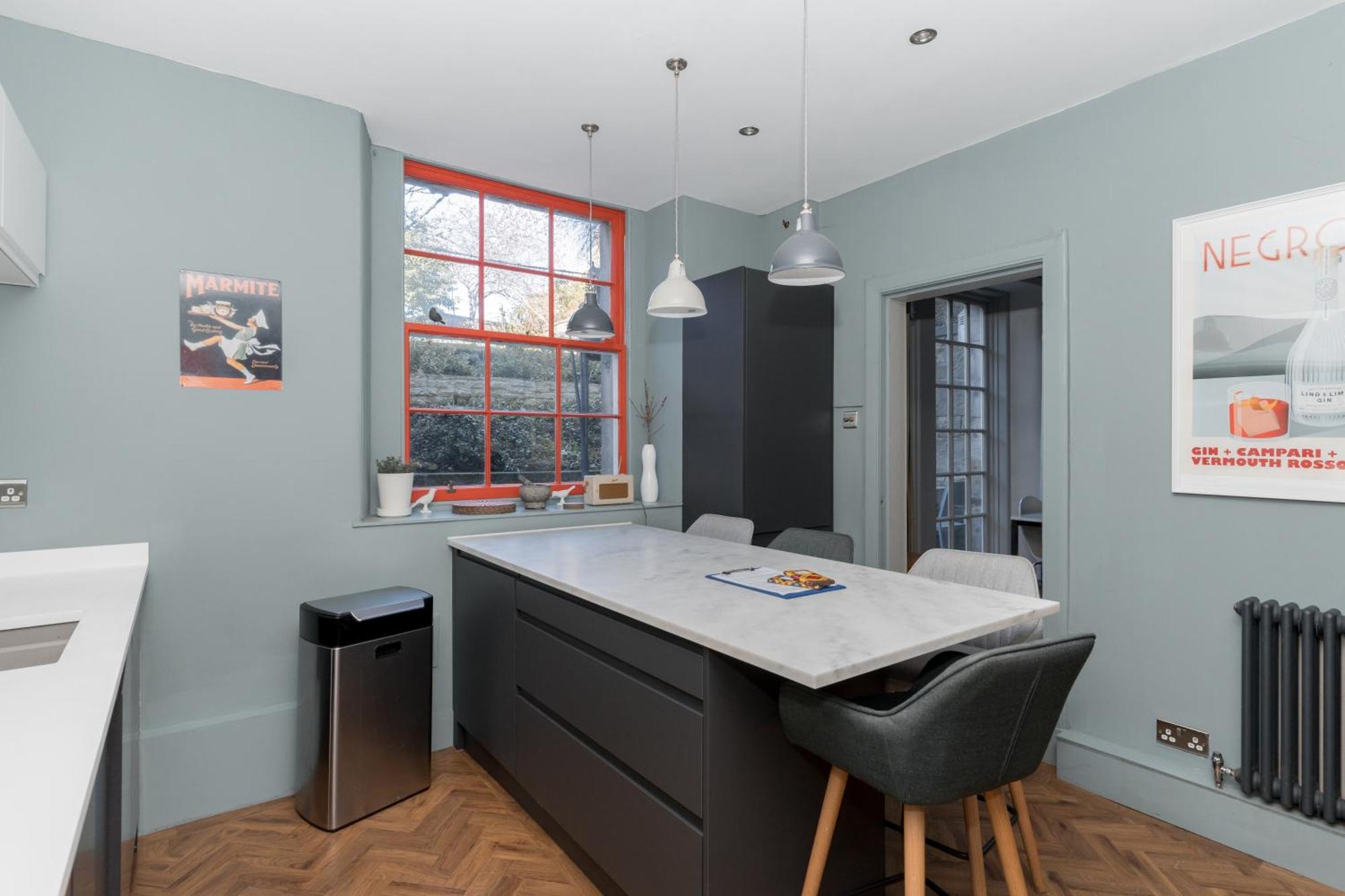 Apartment Beautiful & Bright 2bd Flat - Haymarket