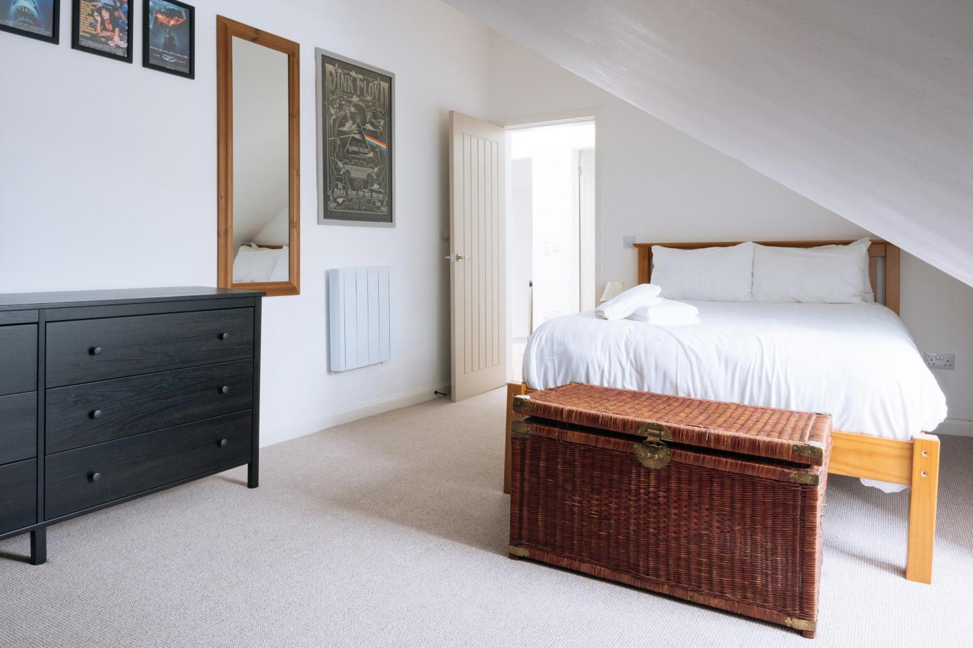 & Modern 2bd Flat - * EDI