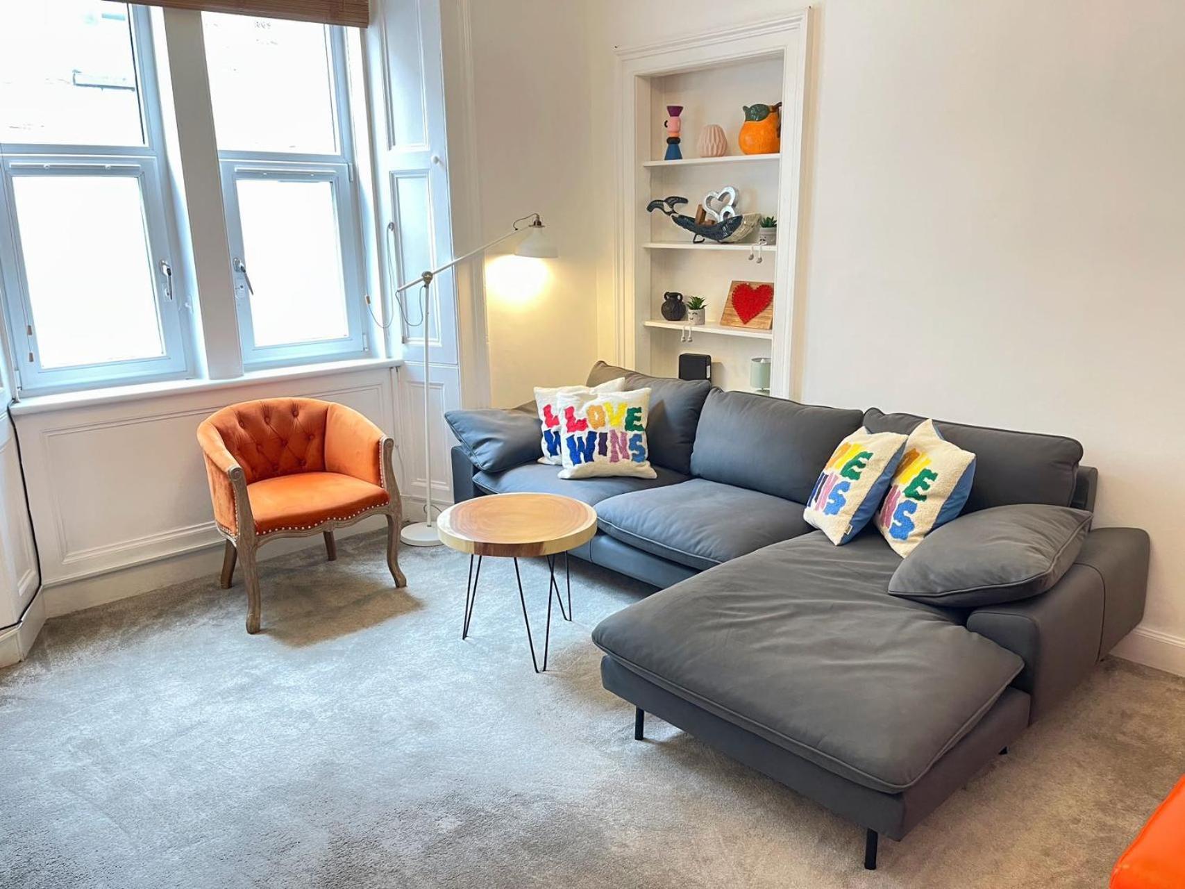 Lovely Two Bedrooms *