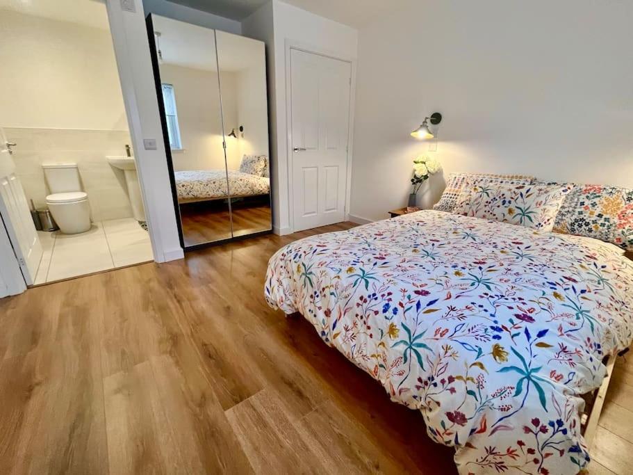 Holiday home Modern And Spacious With Large Garden Edinburgh