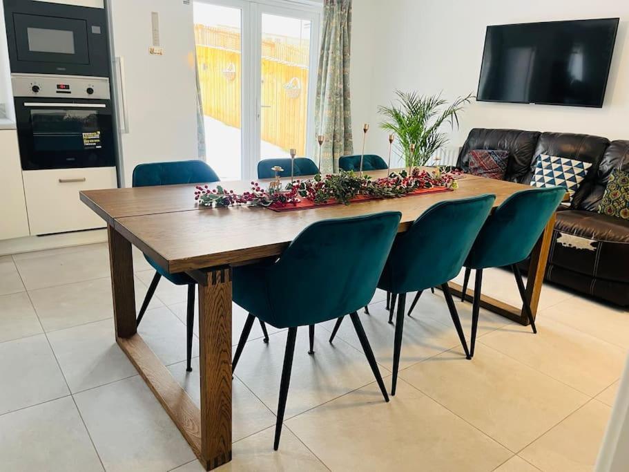 Holiday home Modern And Spacious With Large Garden *
