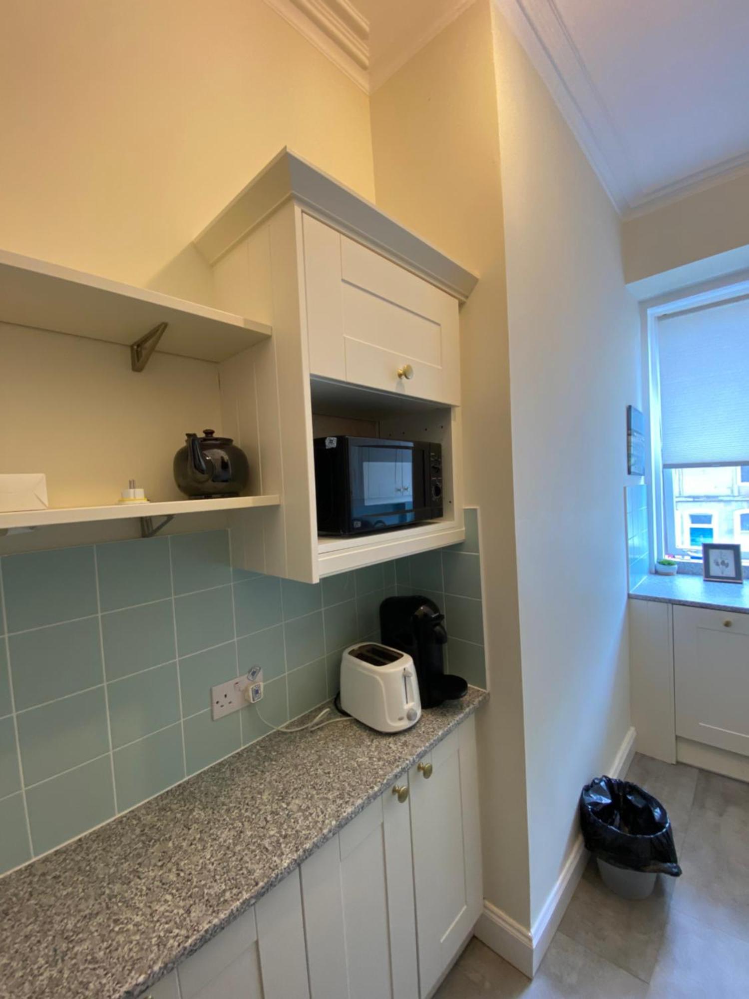 Apartment Charming 1 Bedroom EDI