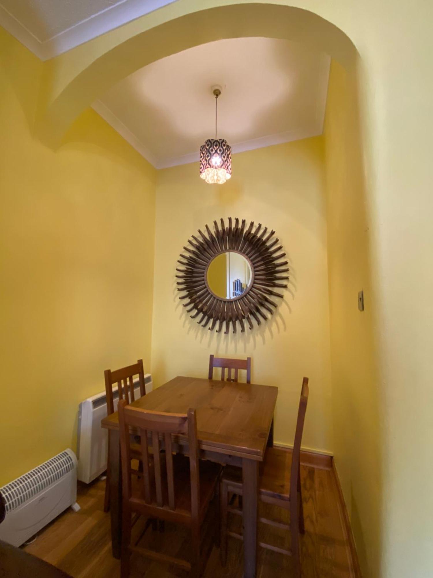 Apartment Charming 1 Bedroom *