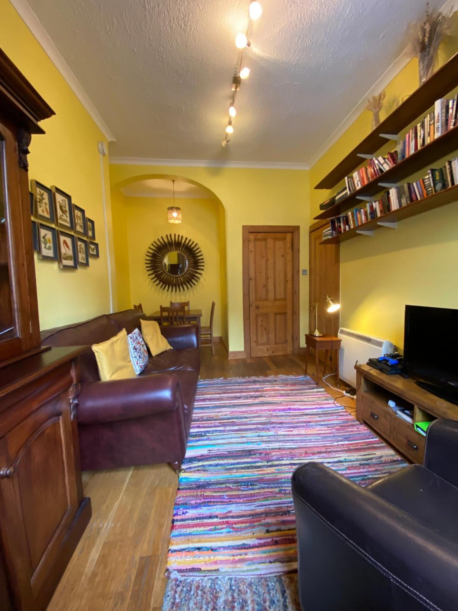 Charming 1 Bedroom Apartment