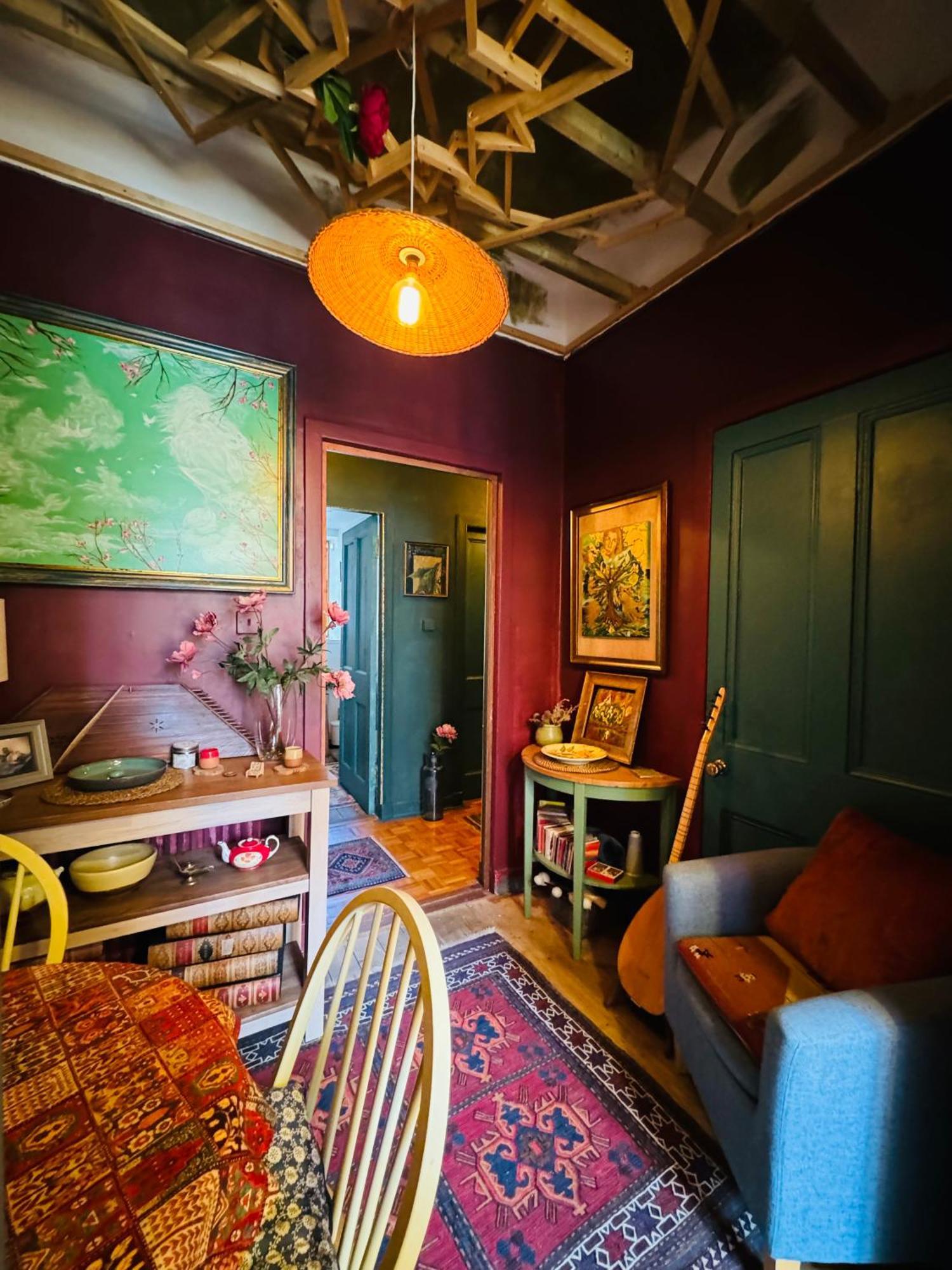 Homestay Central Deluxe Queen Edinburgh