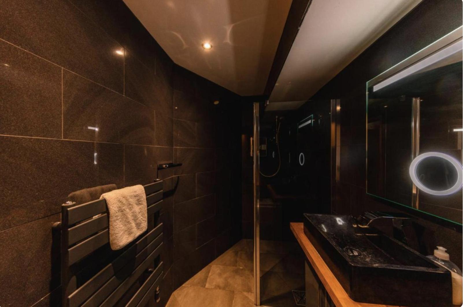 Superb Luxury By Canal - Central Edinburgh