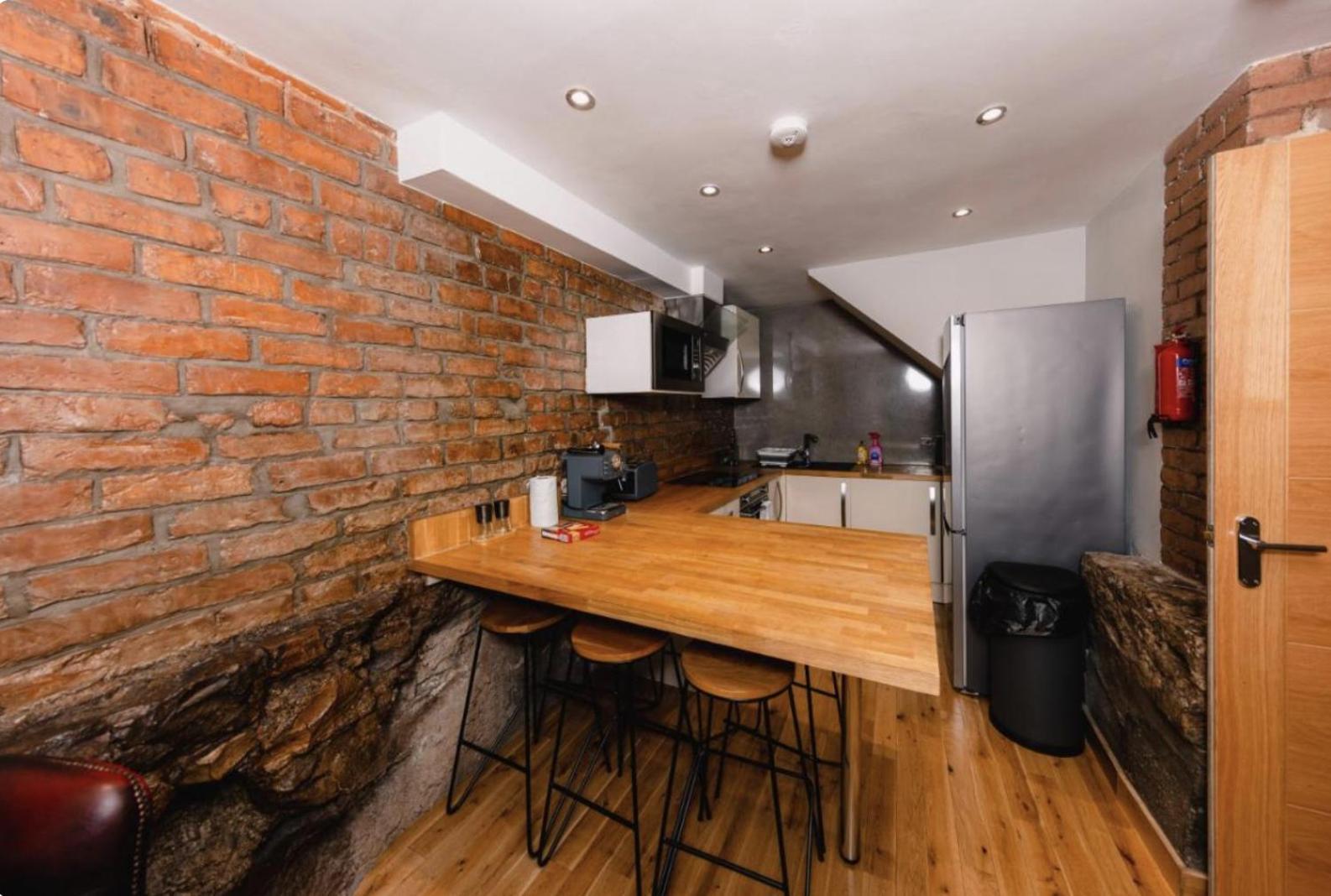 Superb Luxury By Canal - Central Edinburgh