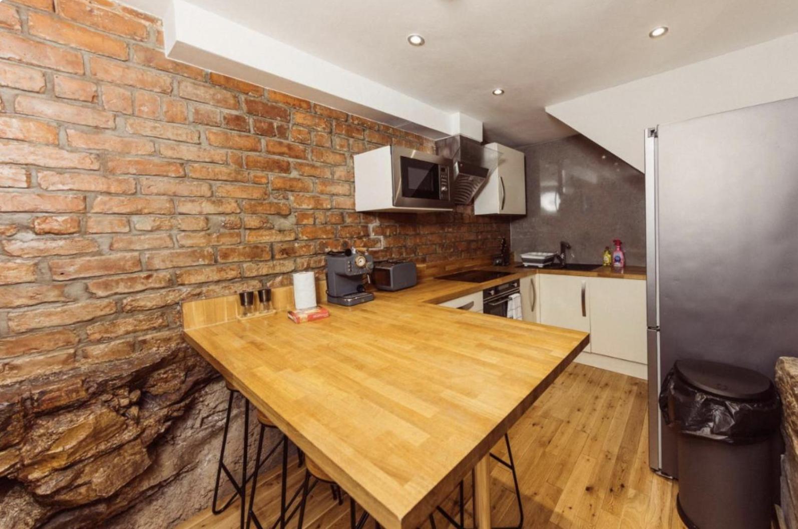 Superb Luxury By Canal - Central Edinburgh
