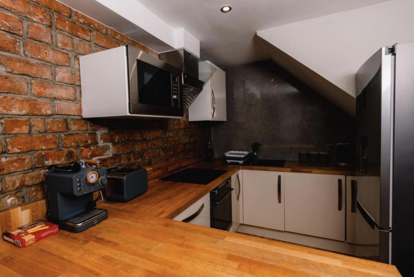 Superb Luxury By Canal - Central Apartment *