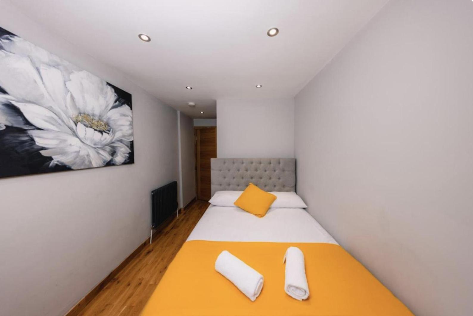 Superb Luxury By Canal - Central