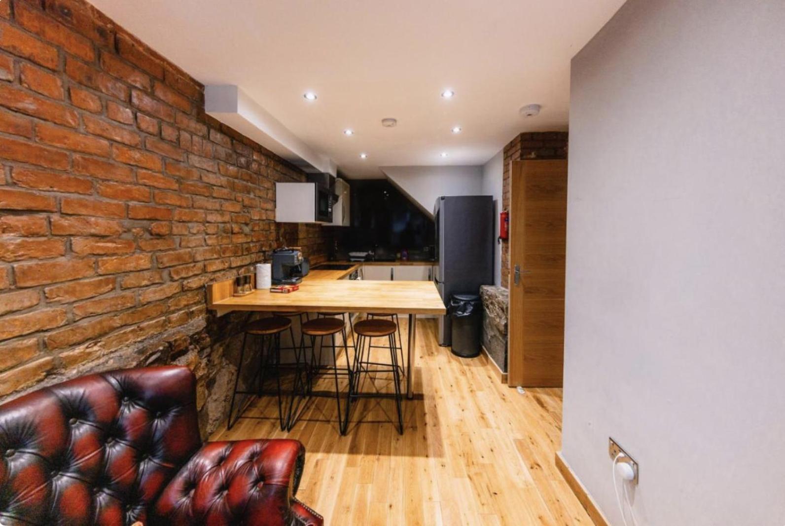 Superb Luxury By Canal - Central Apartment