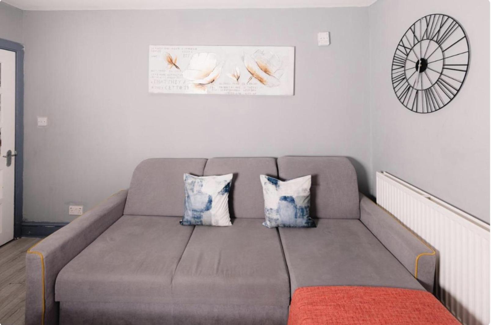 Cozy City Centre By The Meadows! 5 Apartment
