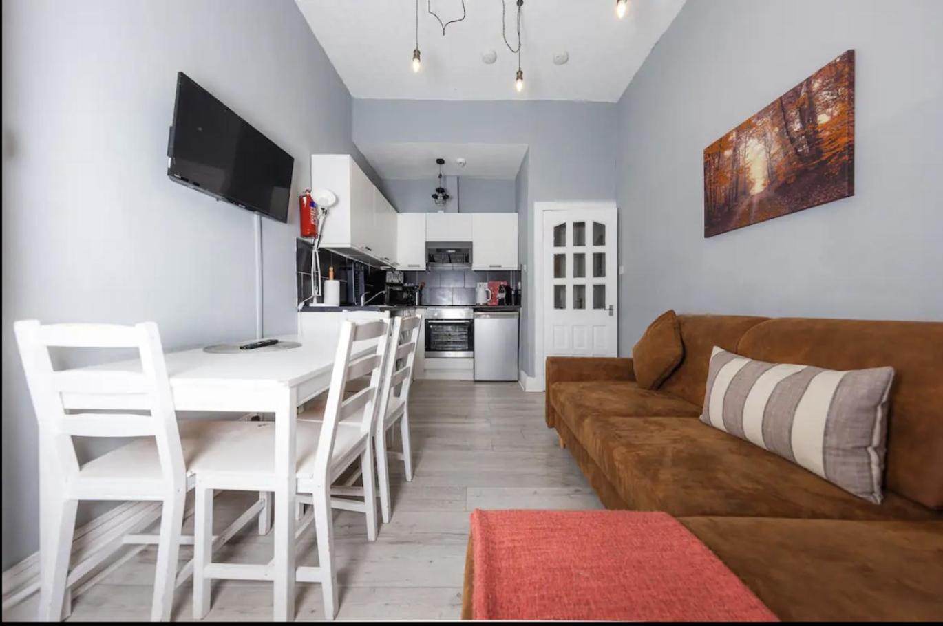 Warm & Welcoming City Centre By Meadows 9 Apartment
