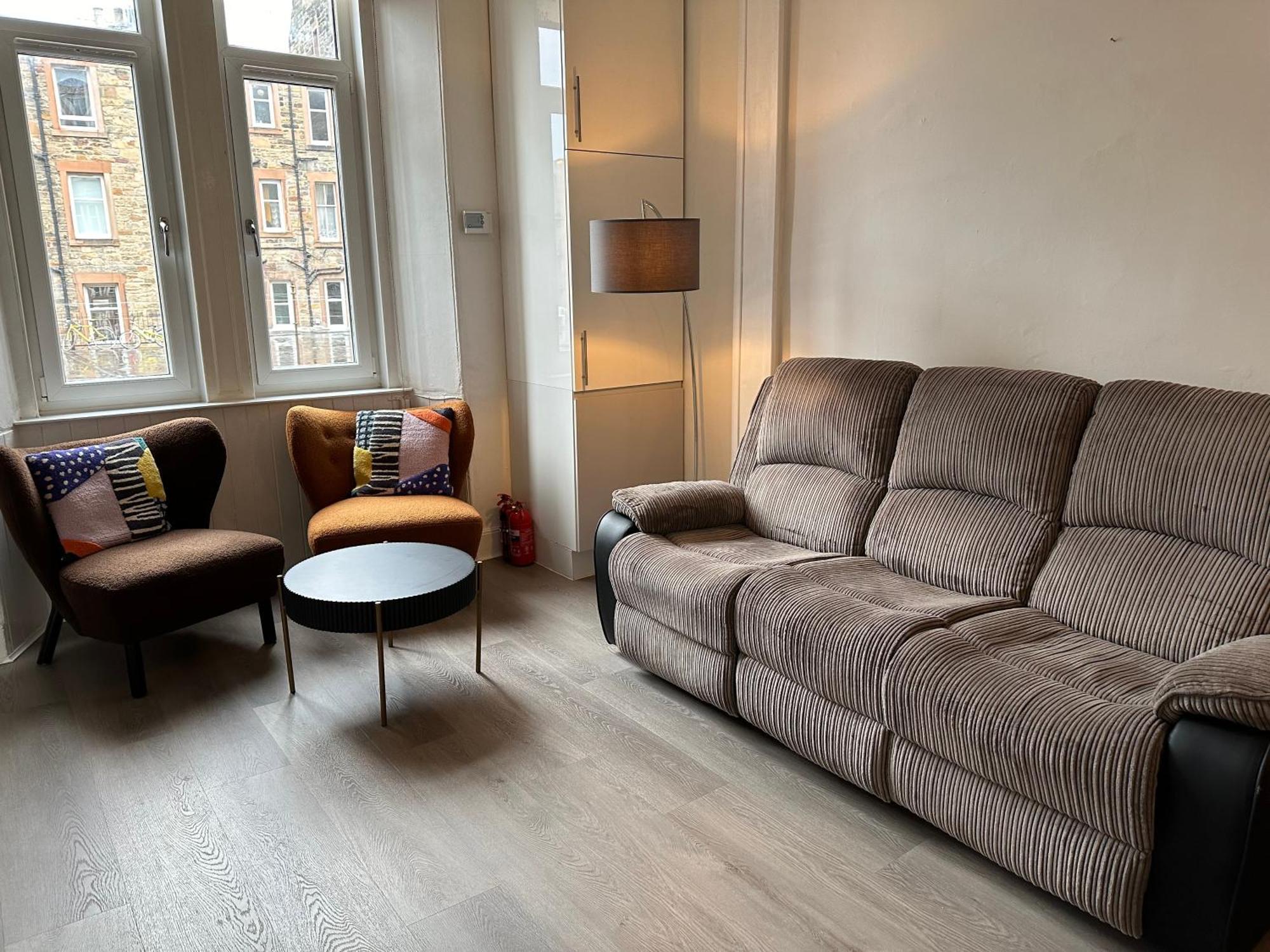 Lochrin Buildings Two Bed Appartement *