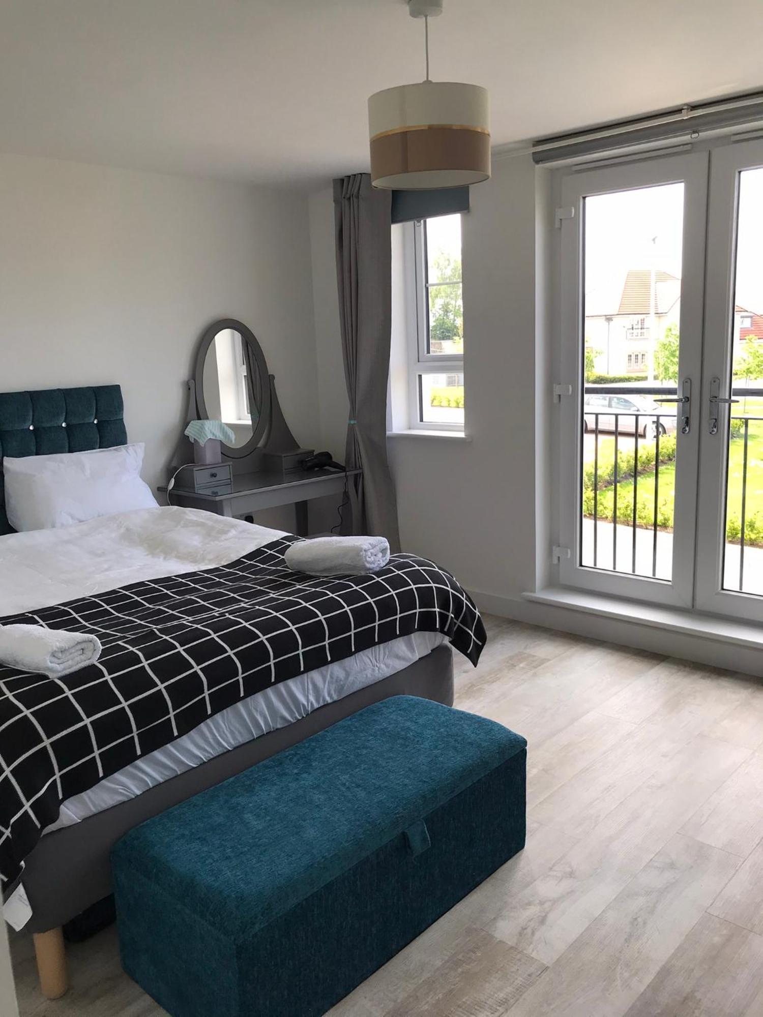 Bed & Breakfast Large En Bedroom For 2 Persons No Breakfast Provided