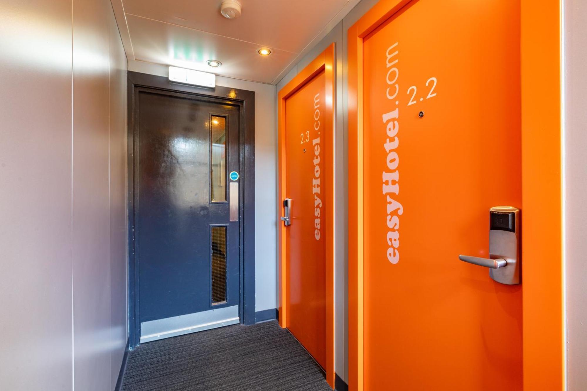 Hotel Easyhotel