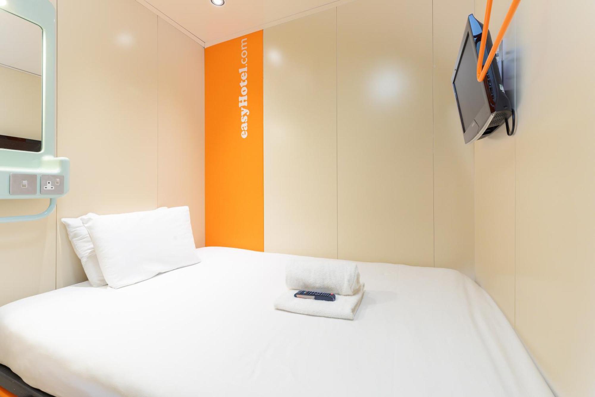 Easyhotel Hotel