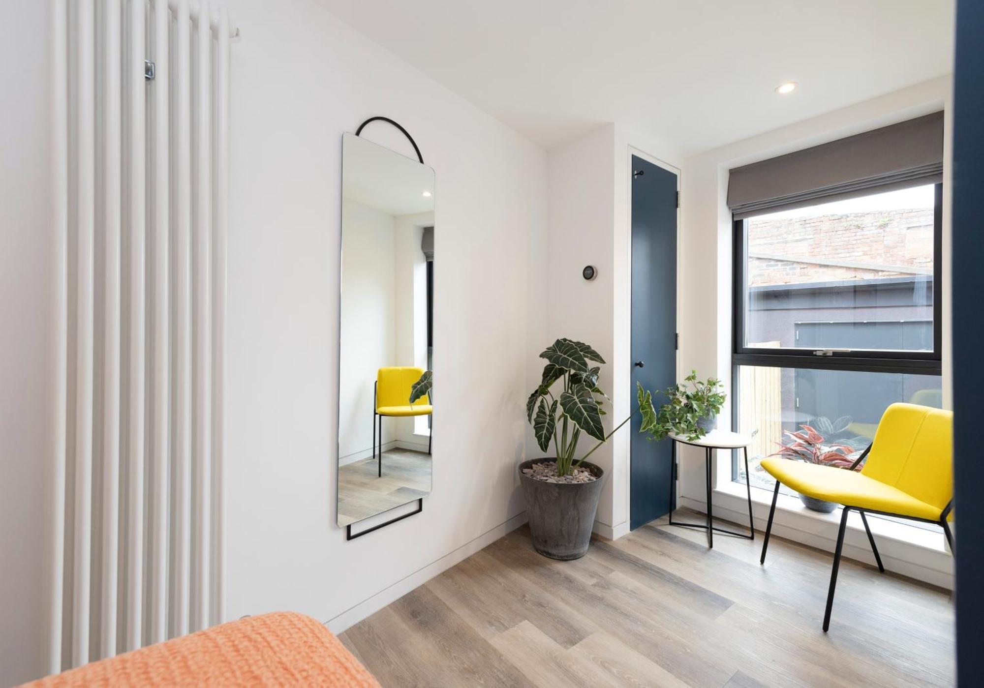Charming Near Holyrood Park & Calton Hill *