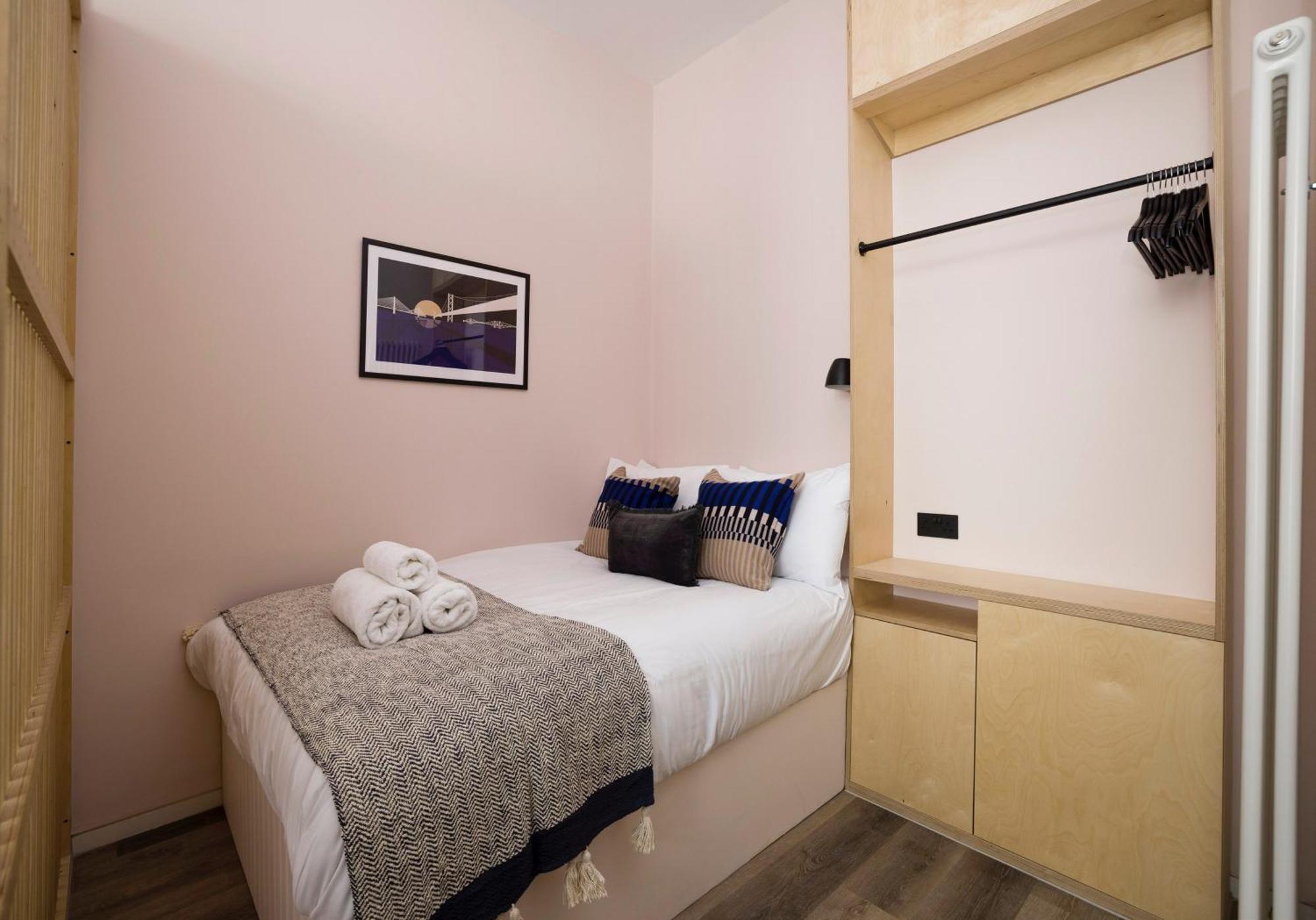 Charming Near Holyrood Park & Calton Hill EDI