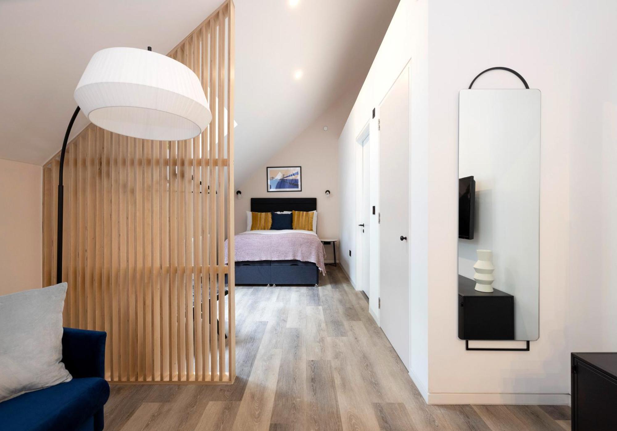 Charming Near Holyrood Park & Calton Hill Appartement *