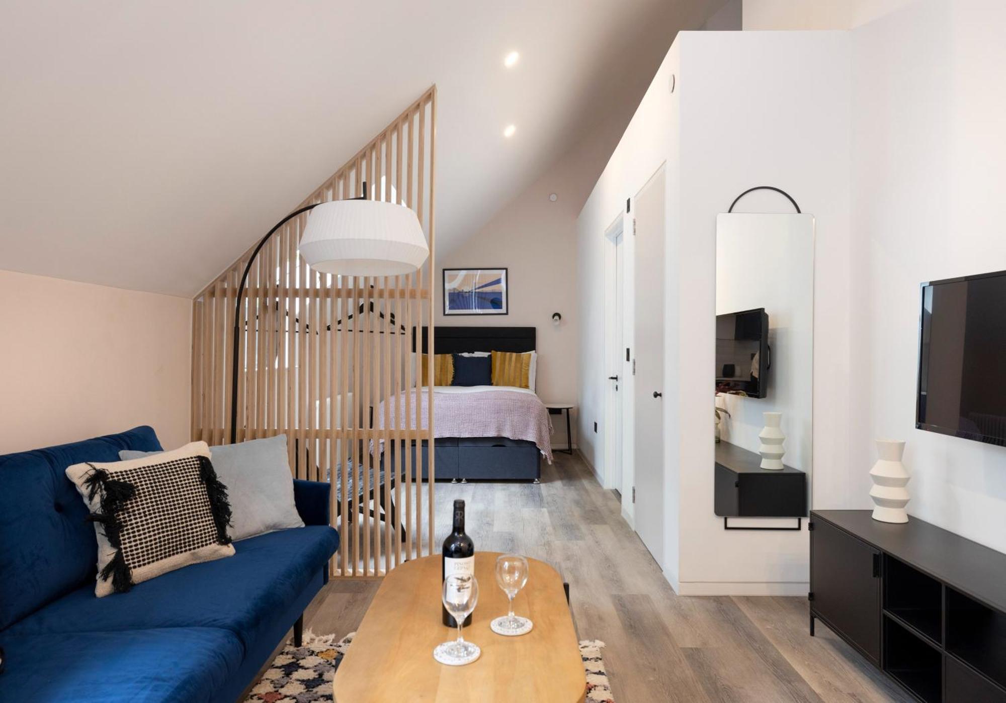Charming Near Holyrood Park & Calton Hill