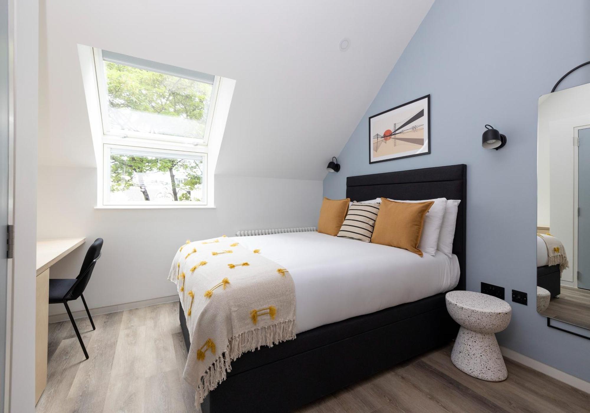Charming Near Holyrood Park & Calton Hill Appartement *
