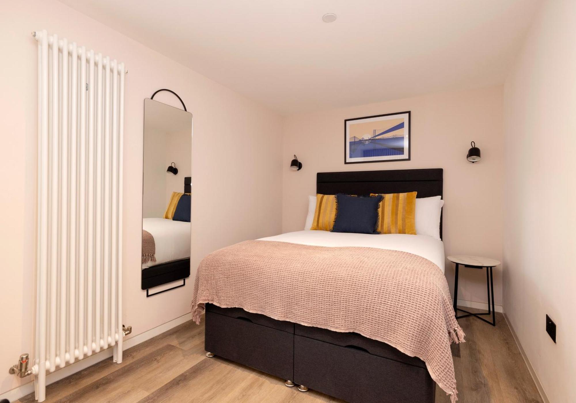 Charming Near Holyrood Park & Calton Hill EDI