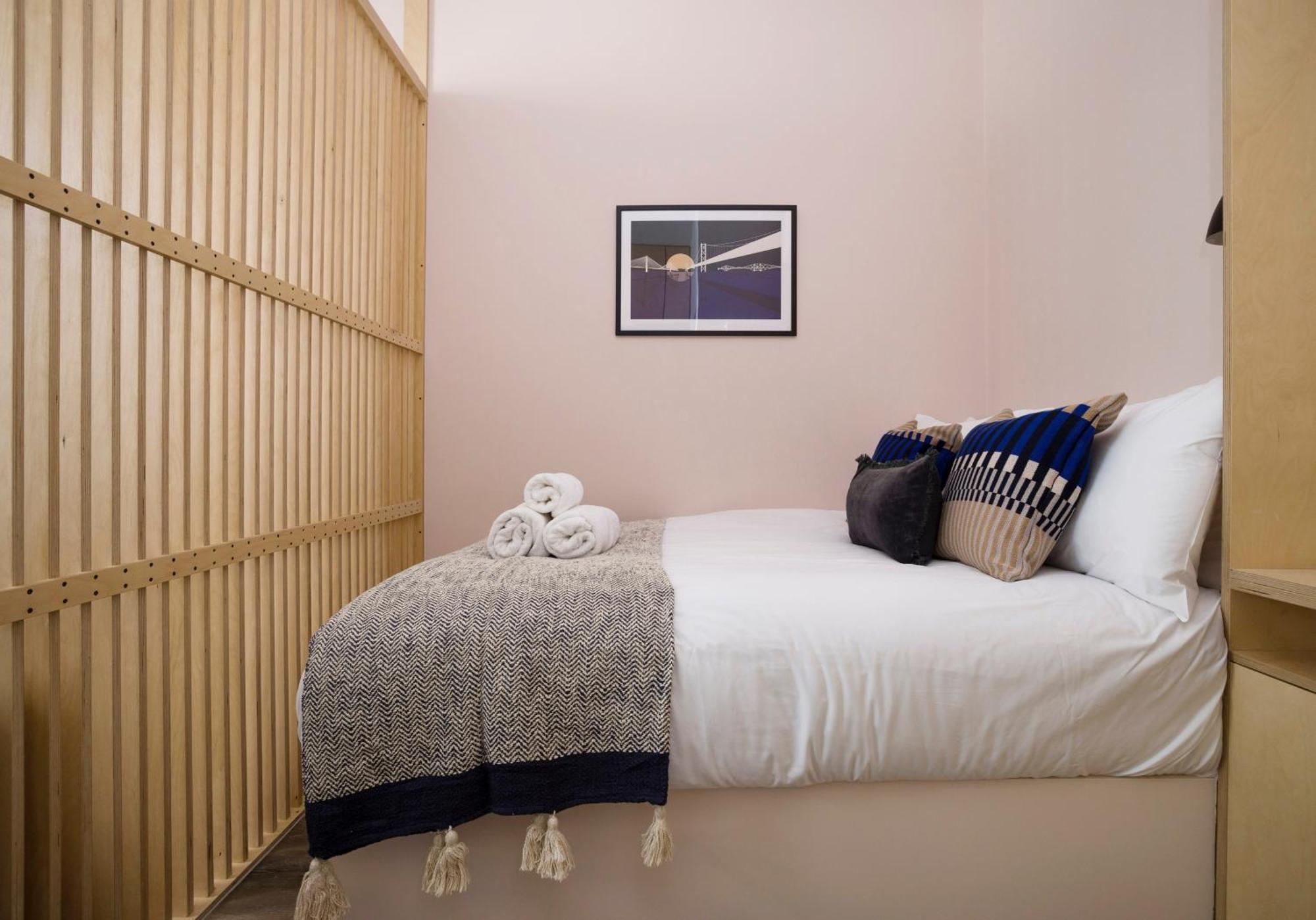 Charming Near Holyrood Park & Calton Hill