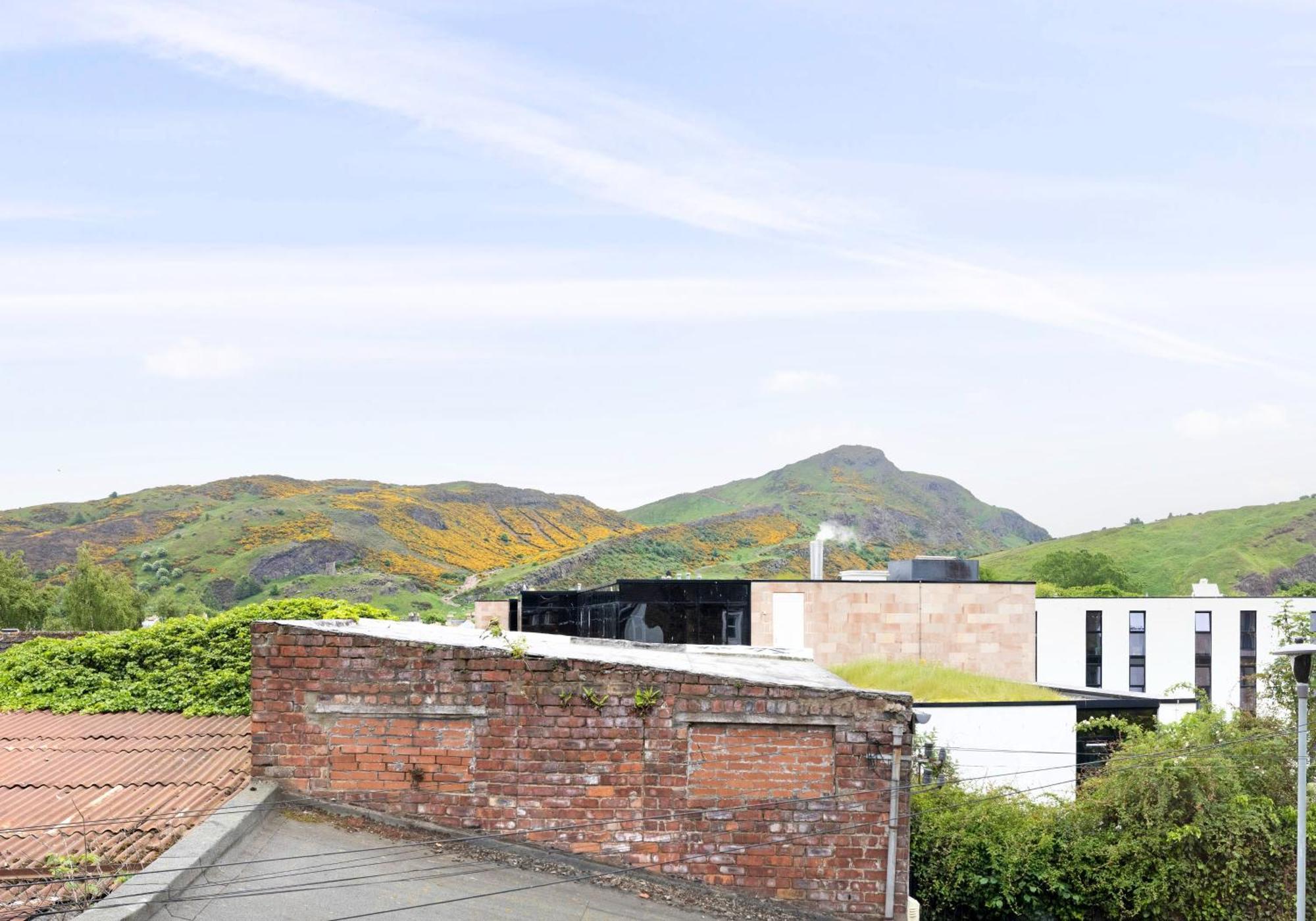 Appartement Charming Near Holyrood Park & Calton Hill EDI
