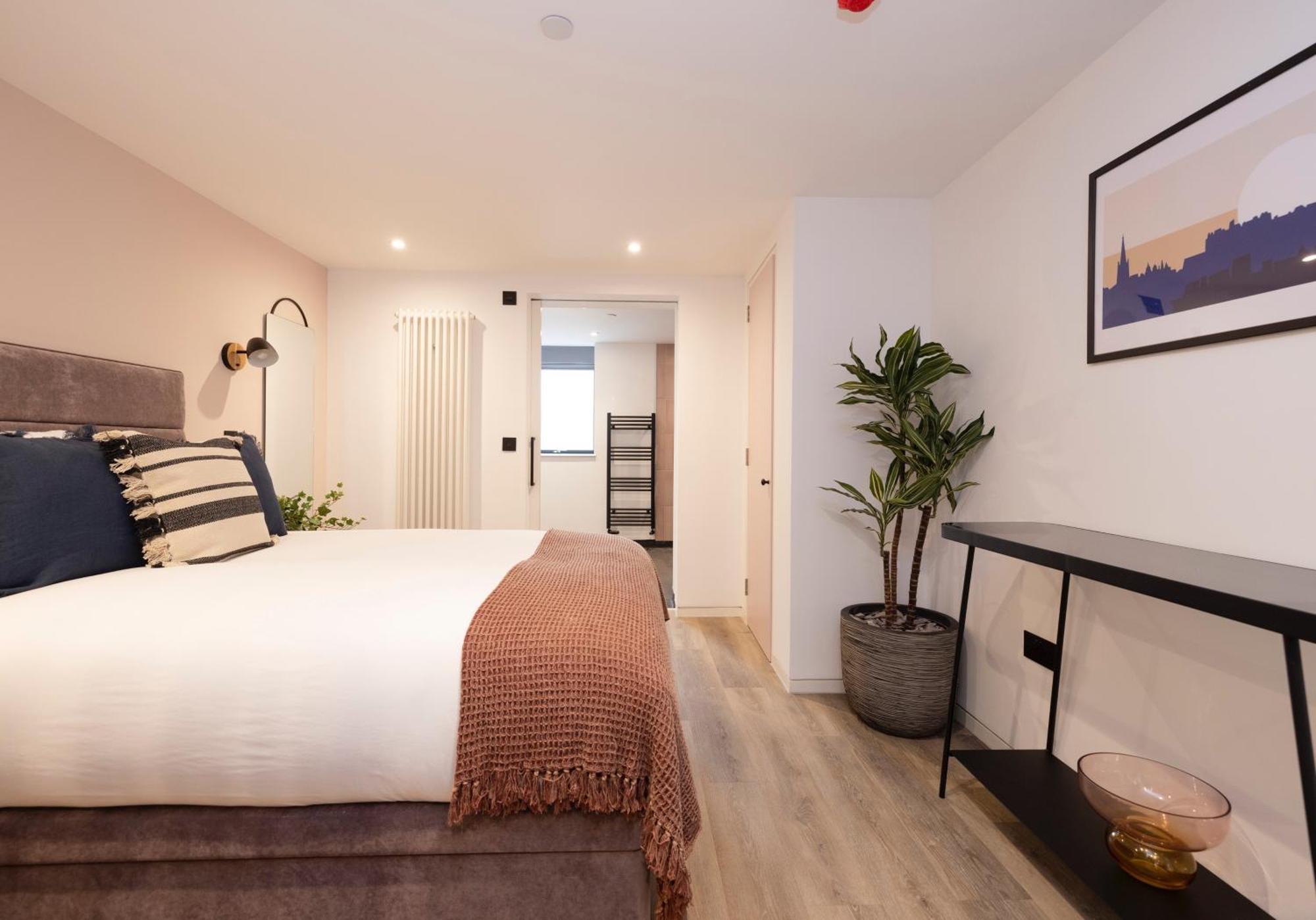 Charming Near Holyrood Park & Calton Hill EDI