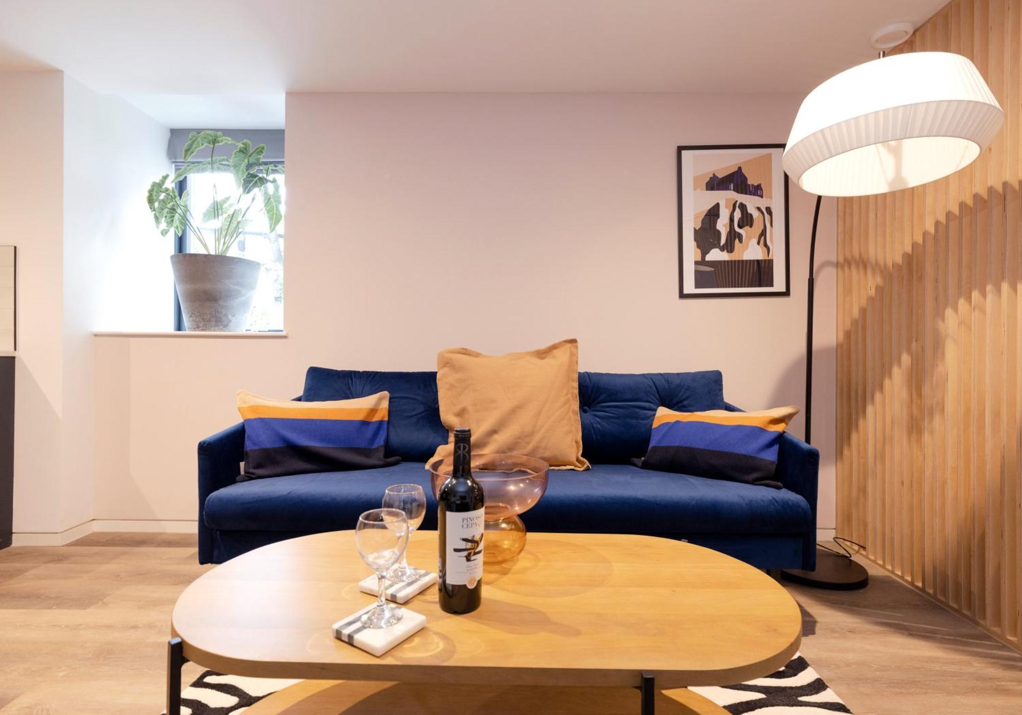 Charming Near Holyrood Park & Calton Hill Appartement