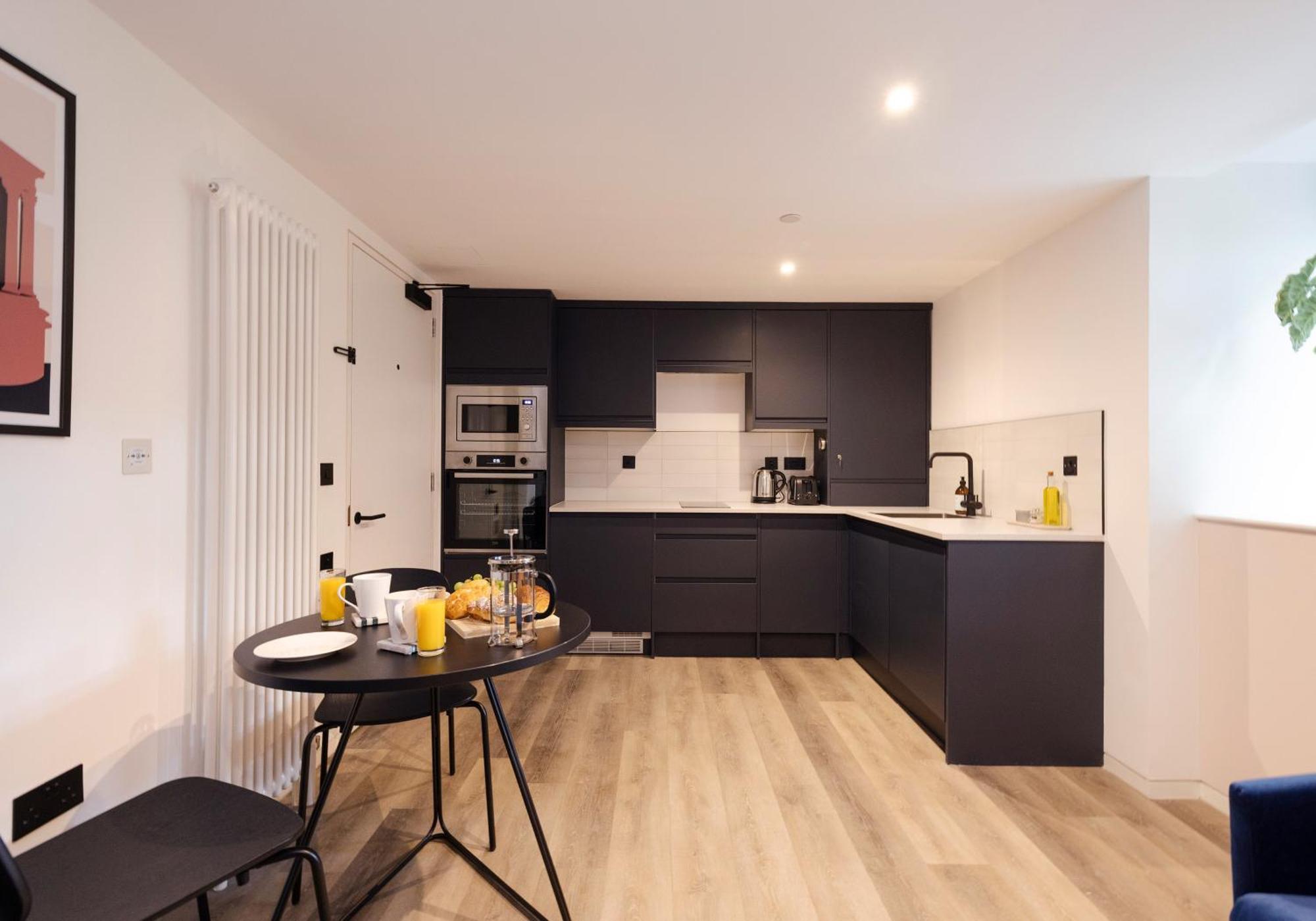 Charming Near Holyrood Park & Calton Hill
