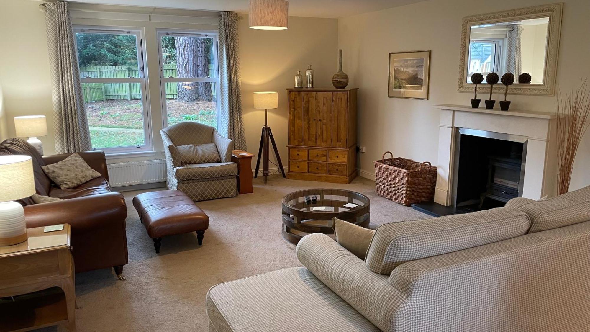 Estate At Carberry Tower *