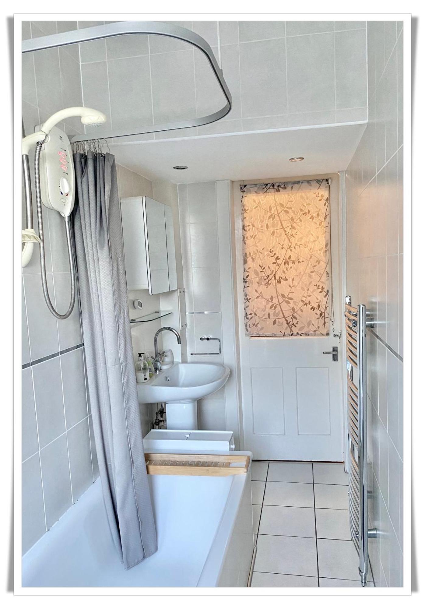 Beautifully Decorated 2bed Apt- Gem In Center Apartment