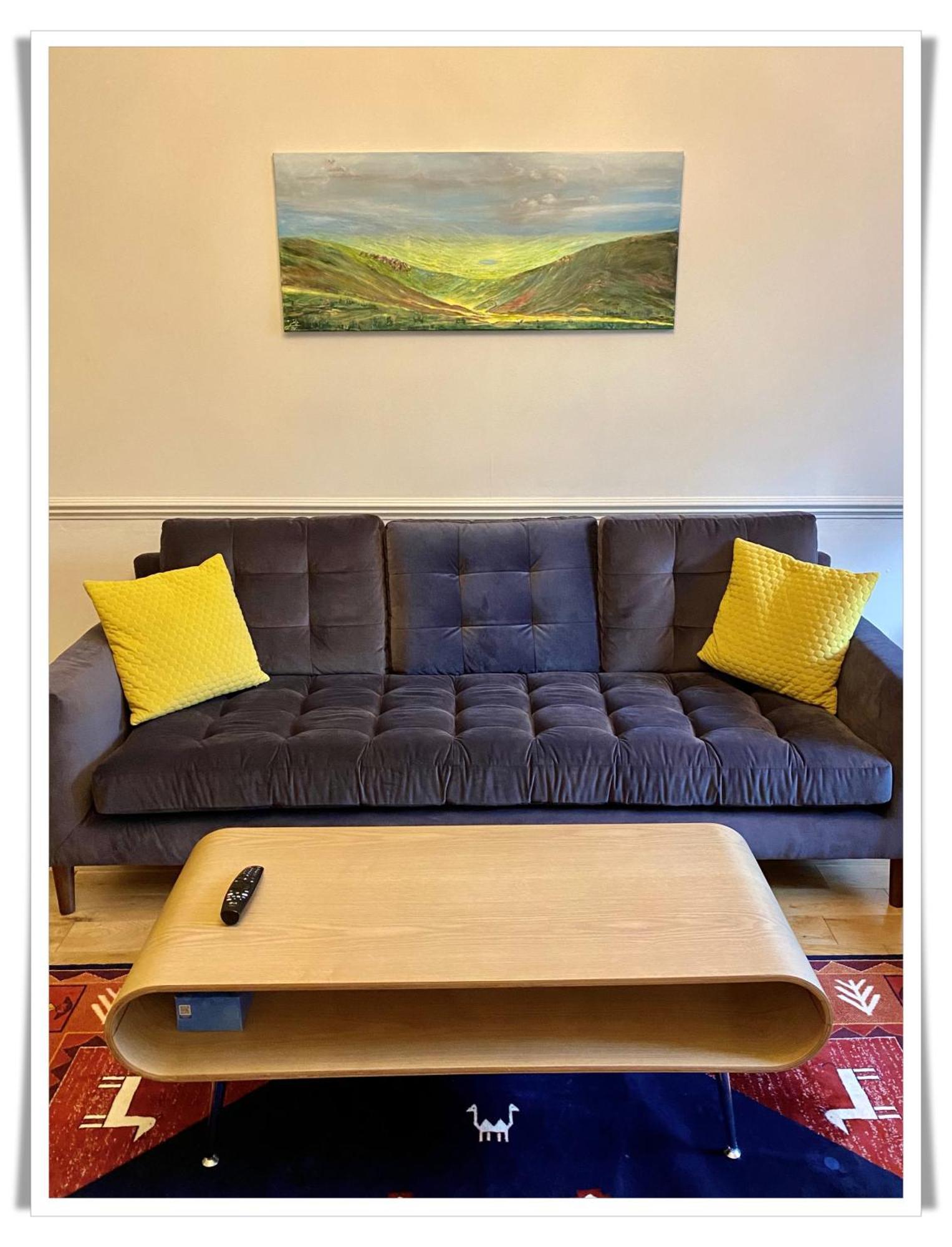 Beautifully Decorated 2bed Apt- Gem In Center Apartment *