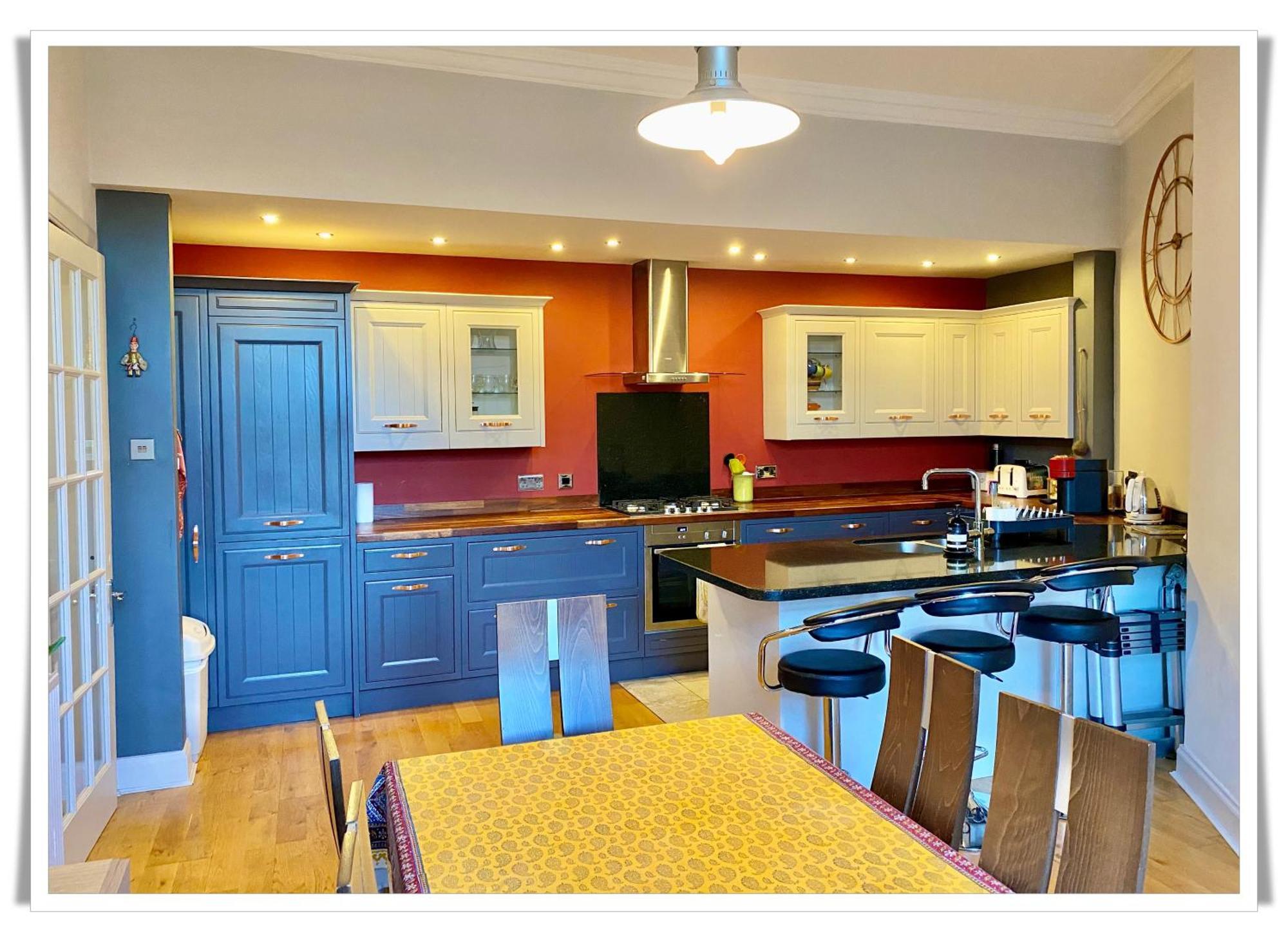 Apartment Beautifully Decorated 2bed Apt- Gem In Center Edinburgh