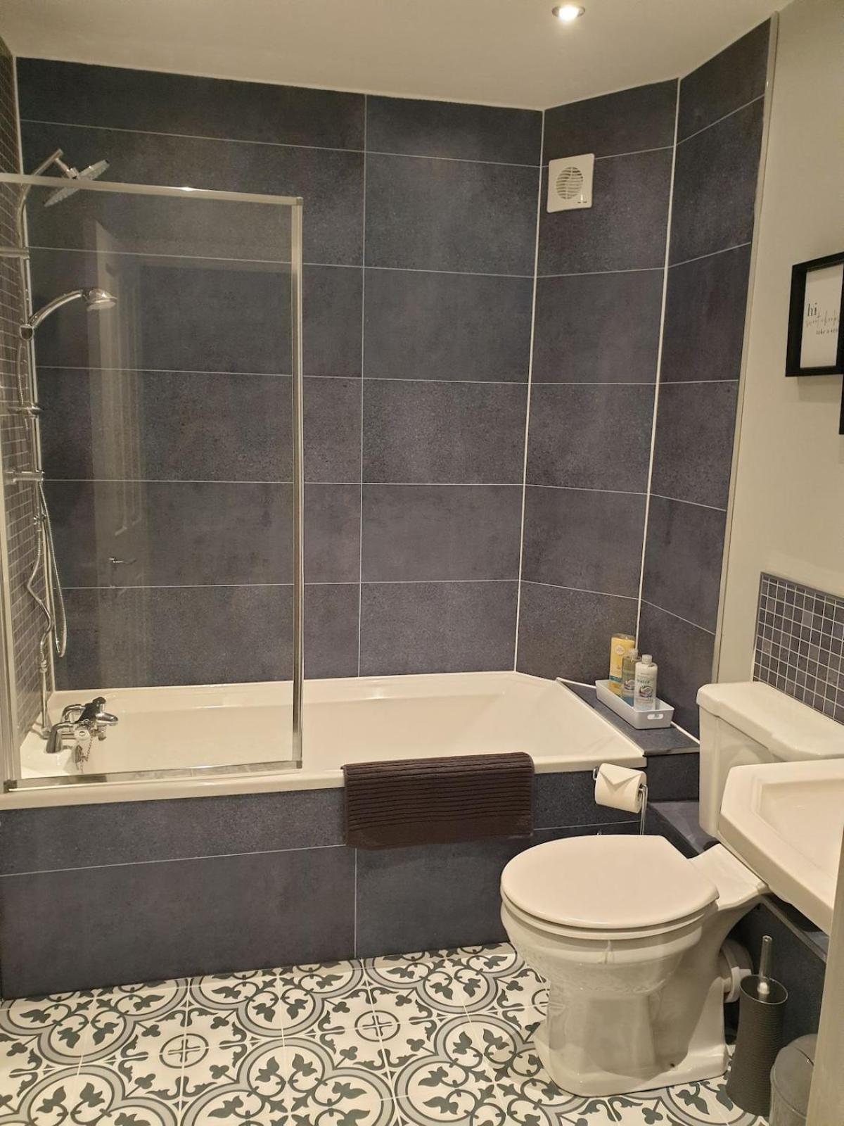 Modern Flat Near Murrayfield Stadium, Sleeps 4 Appartement