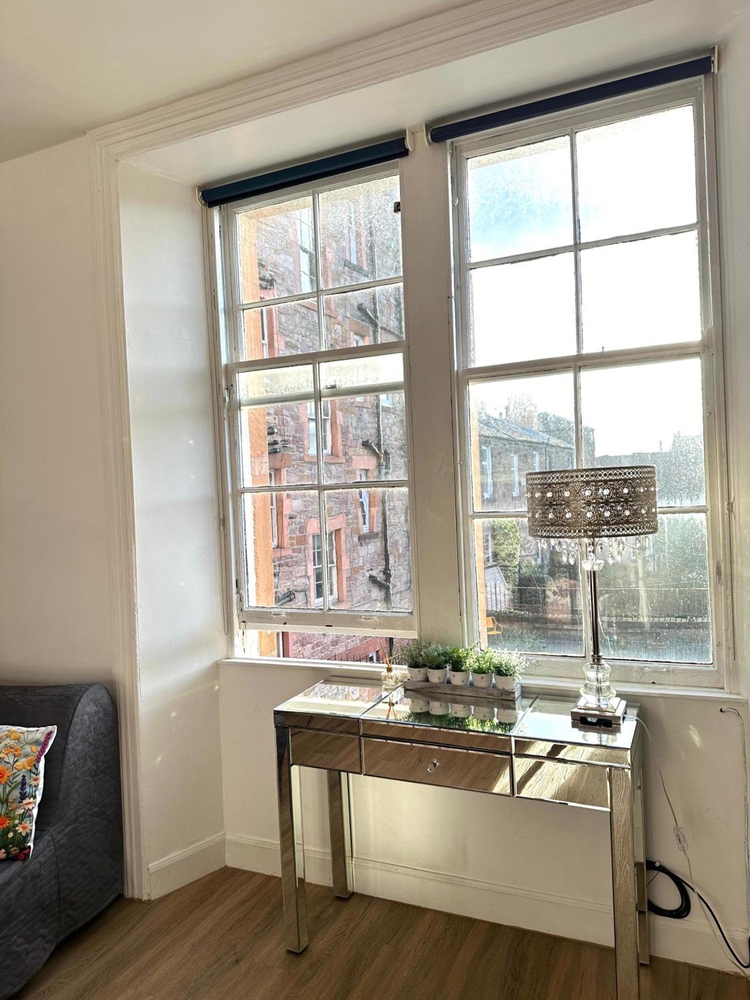 Cosy In Centre , 2 Bedroom1 Bathroom Appartement Édimbourg