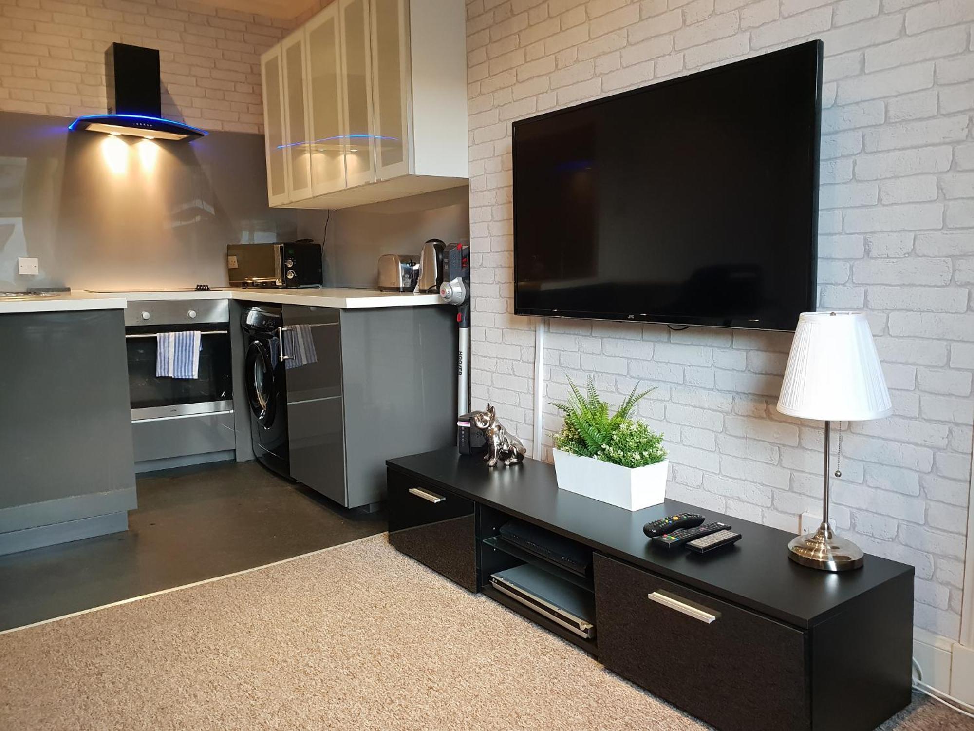 The Broughton - Modern 1 Bed Flat - Walking Distance From Centre * Edinburgh