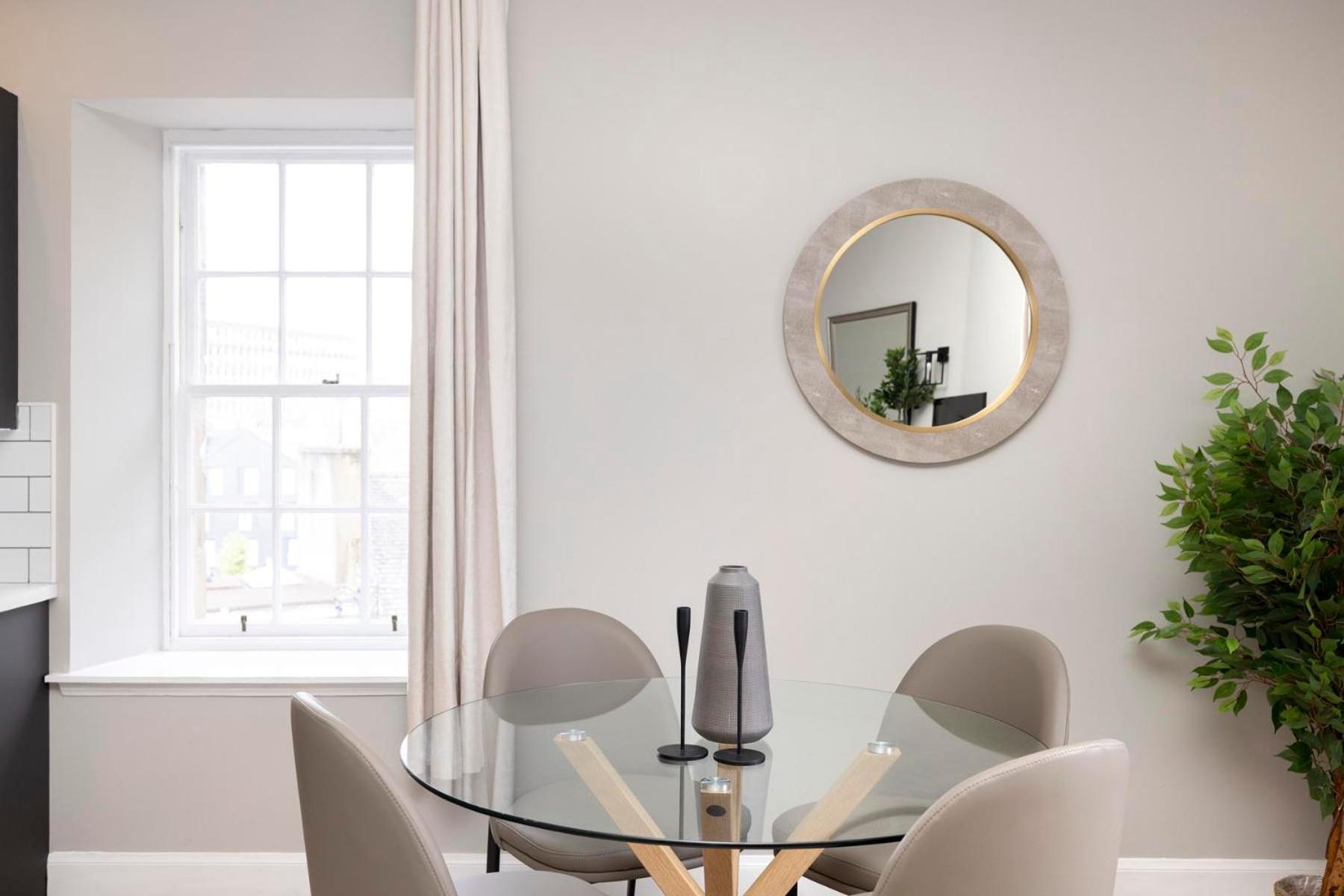 Castle View In The Heart Of Historic Old Town Apartment