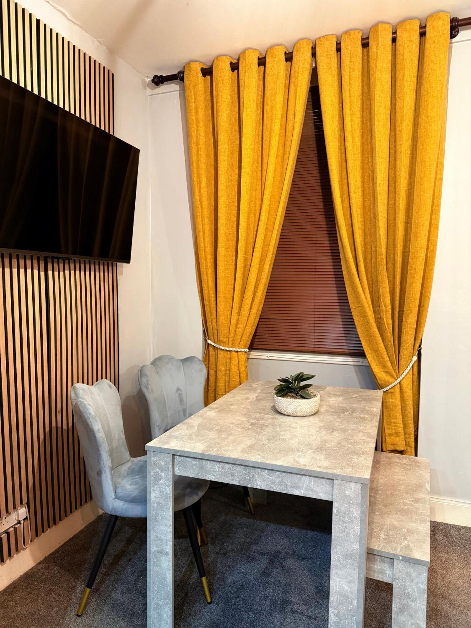 Appartement Two Bedroom Apartment-central Edinburgh-old Town-licensed